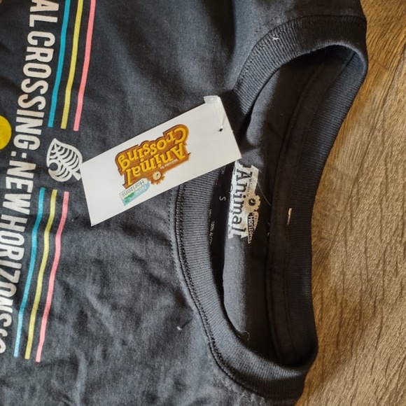 ❤️  Animal Crossing Men's Short Sleeve Graphic Tees - Picture 6 of 6